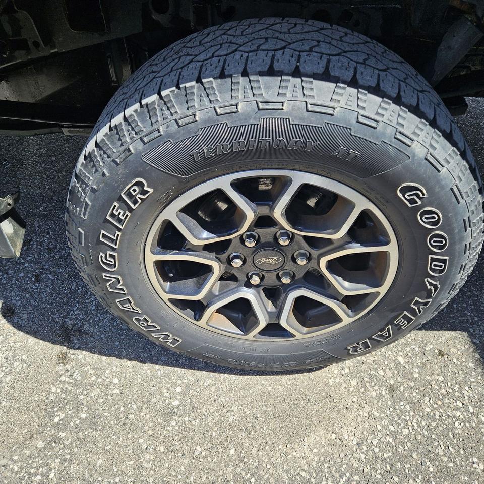 2021 Ford F-150 XLT, 5L, FX4 PACK, TAILGATE STEP, LOCAL TRADE Photo