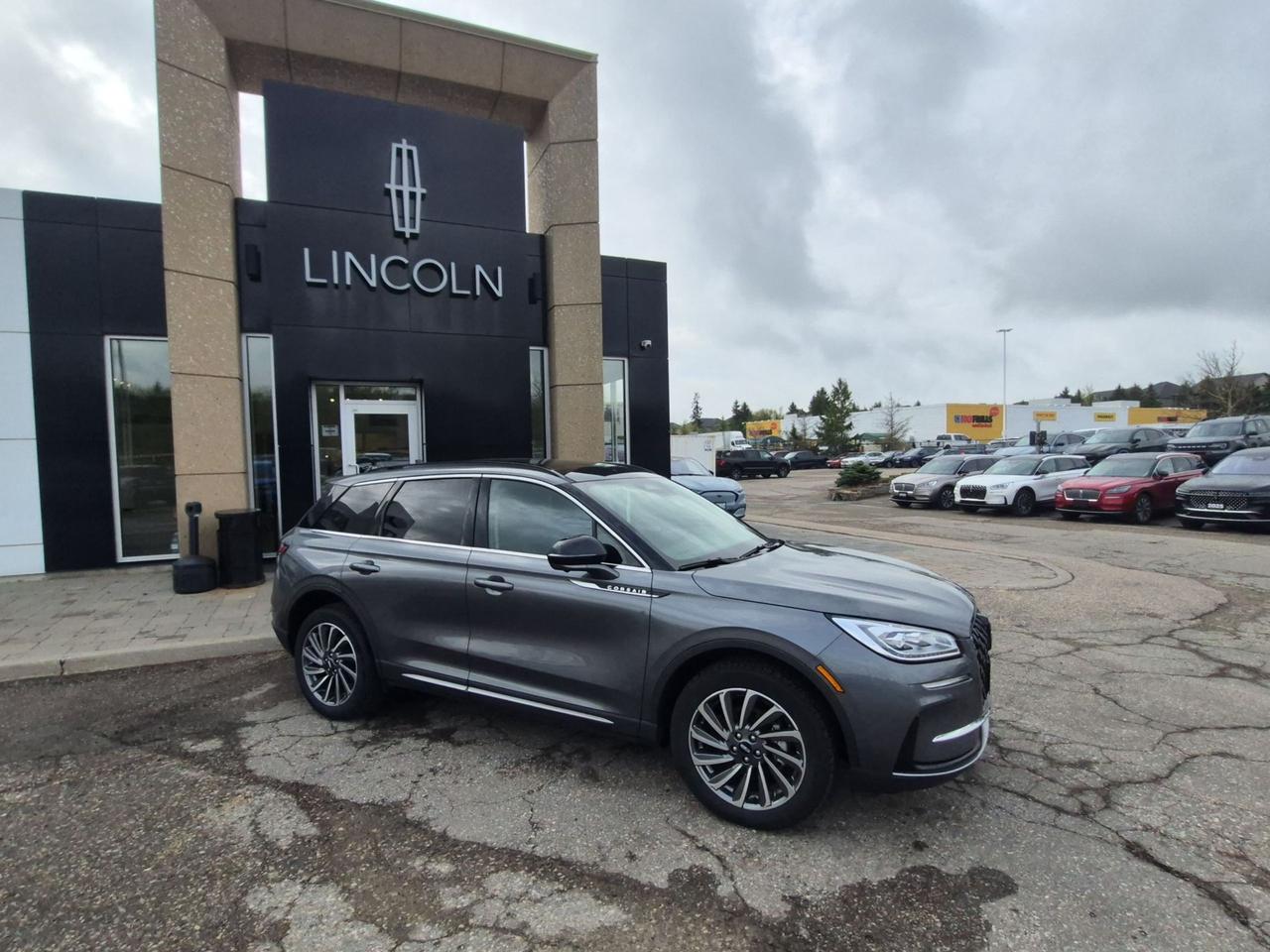 2026 Lincoln Corsair LEATHER, MOONROOF, TECH PACK! RESERVE! Photo