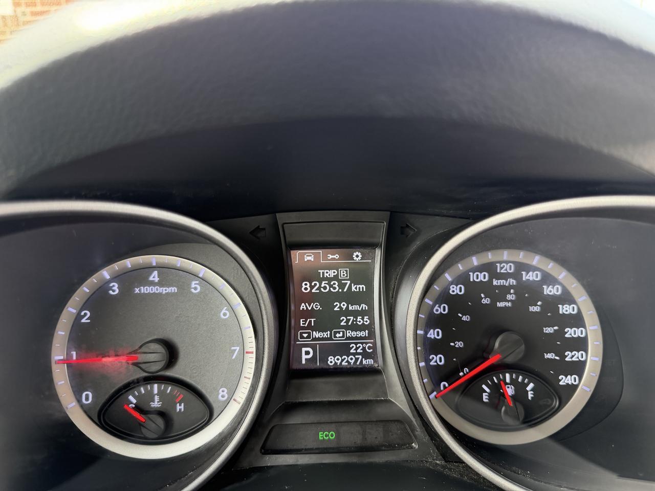 2014 Hyundai Santa Fe Sport Premium | Two Sets of Wheels Photo