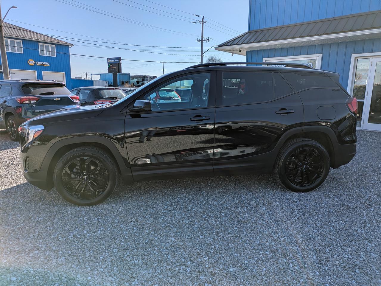 2019 GMC Terrain AWD 4DR SLE Photo1