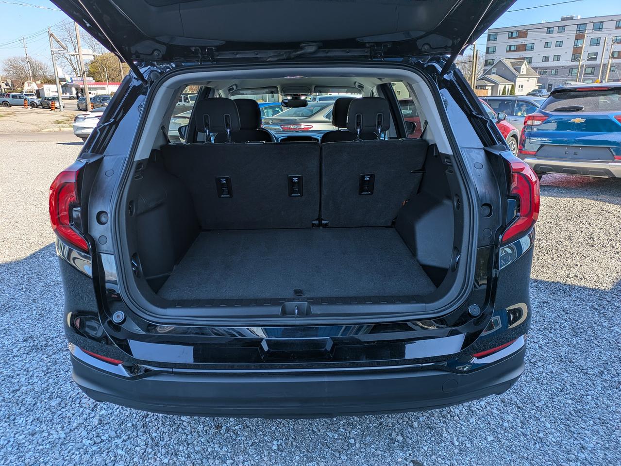 2019 GMC Terrain AWD 4DR SLE Photo