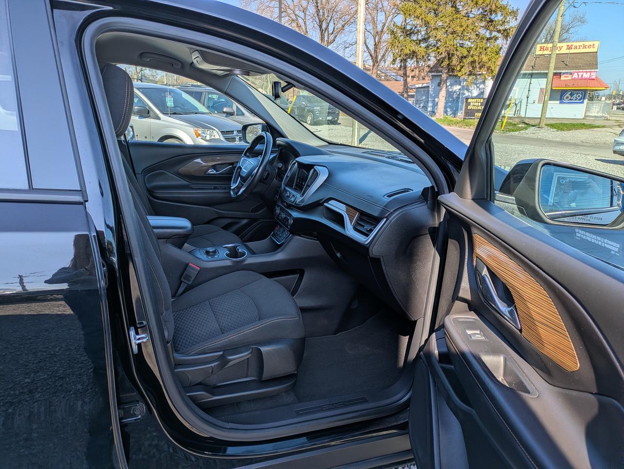 2019 GMC Terrain AWD 4DR SLE Photo