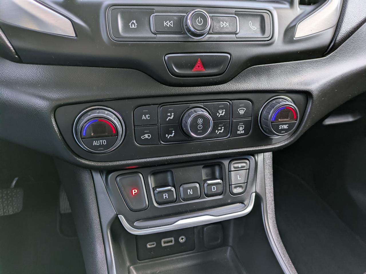 2019 GMC Terrain AWD 4DR SLE Photo