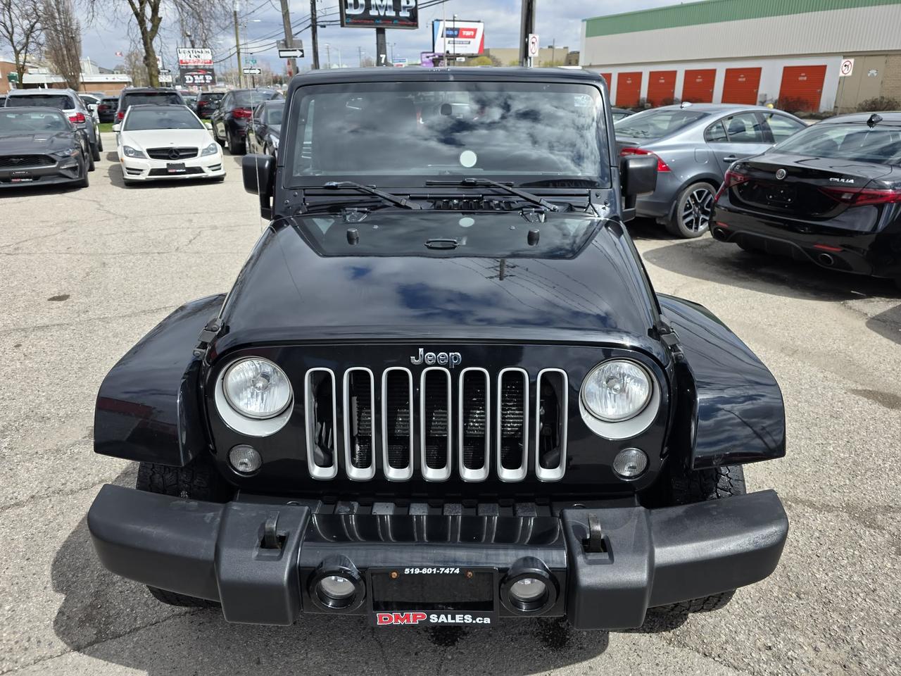 2016 Jeep Wrangler Unlimited Sahara Photo
