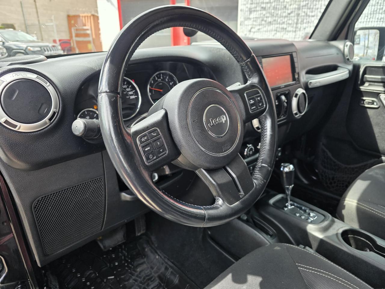 2016 Jeep Wrangler Unlimited Sahara Photo