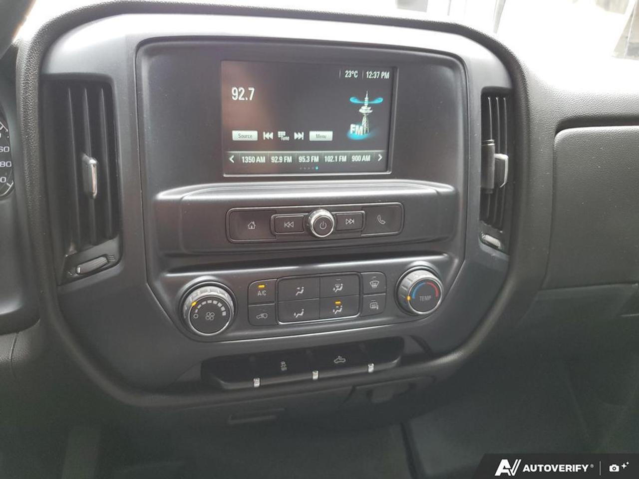 2018 Chevrolet Silverado 1500 4WD Double Cab 143.5" Photo
