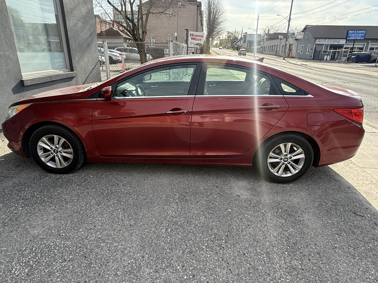 2012 Hyundai Sonata GLS Photo