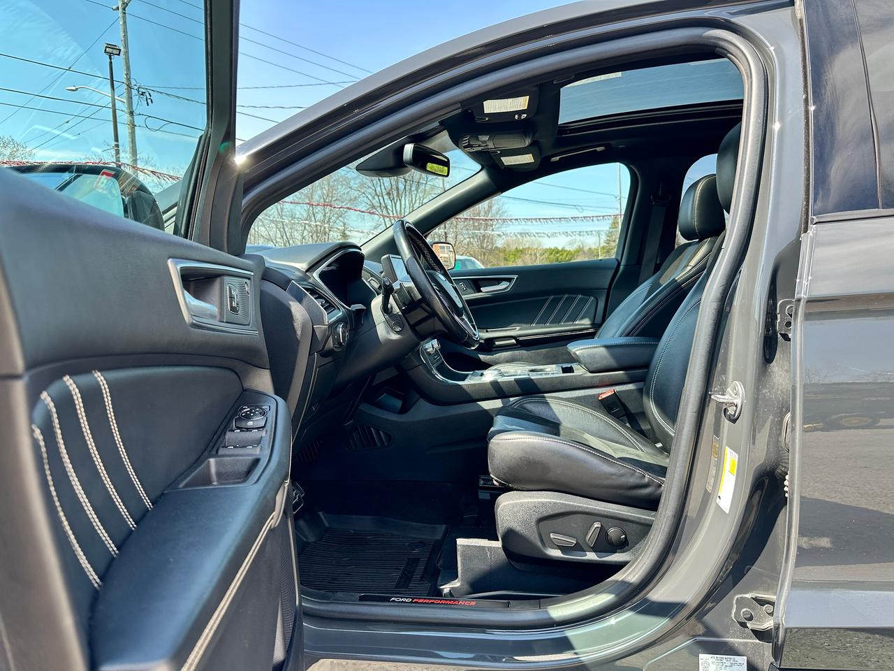 2021 Ford Edge ST AWD 2.7L V6 HTD/CLD-Leather Navigation PanoRoof Photo