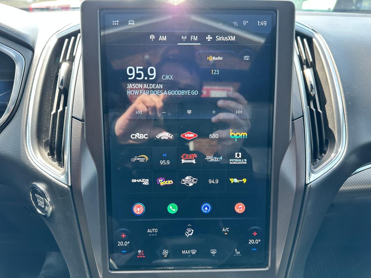 2021 Ford Edge ST AWD 2.7L V6 HTD/CLD-Leather Navigation PanoRoof Photo