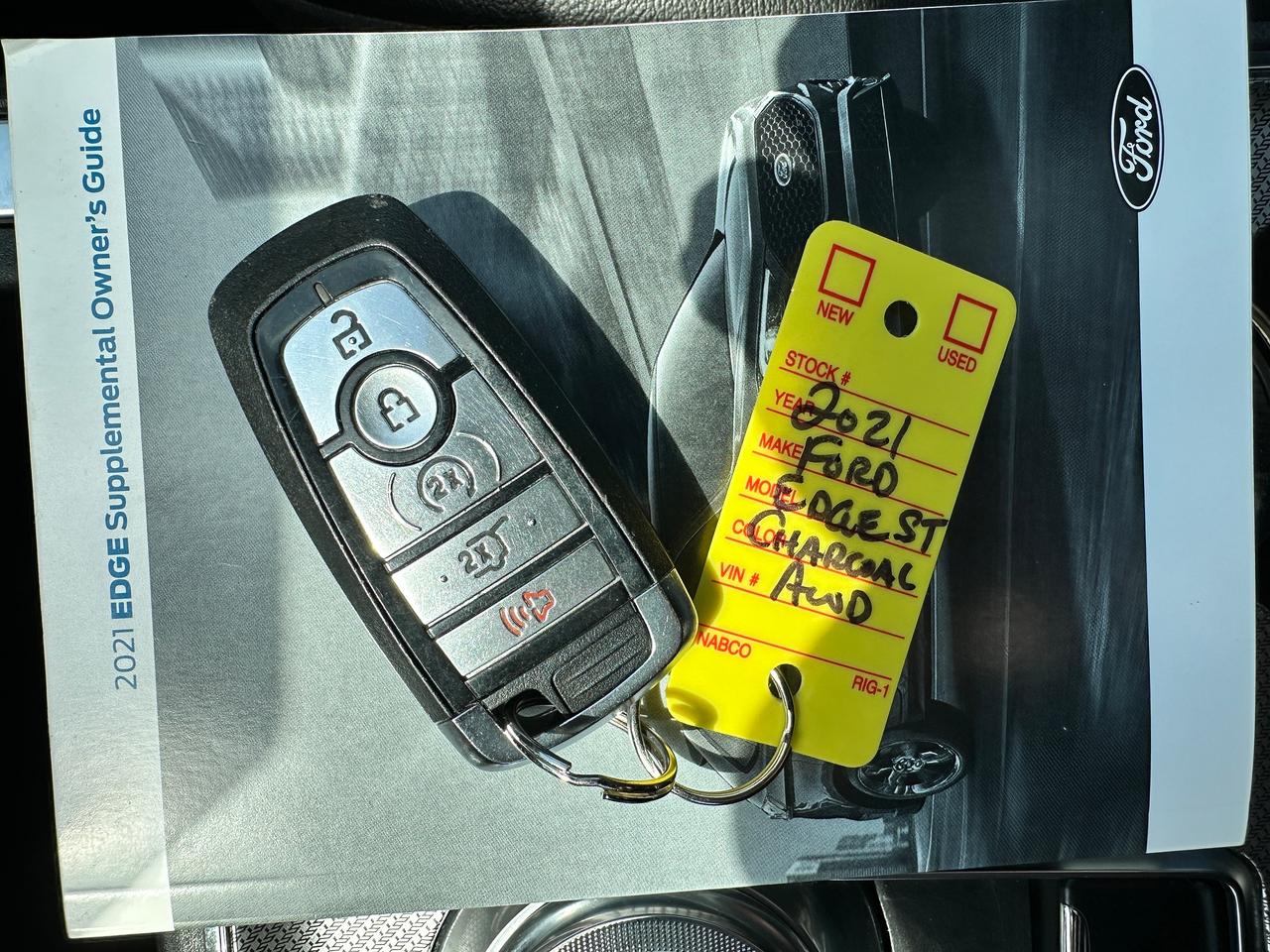 2021 Ford Edge ST AWD 2.7L V6 HTD/CLD-Leather Navigation PanoRoof Photo