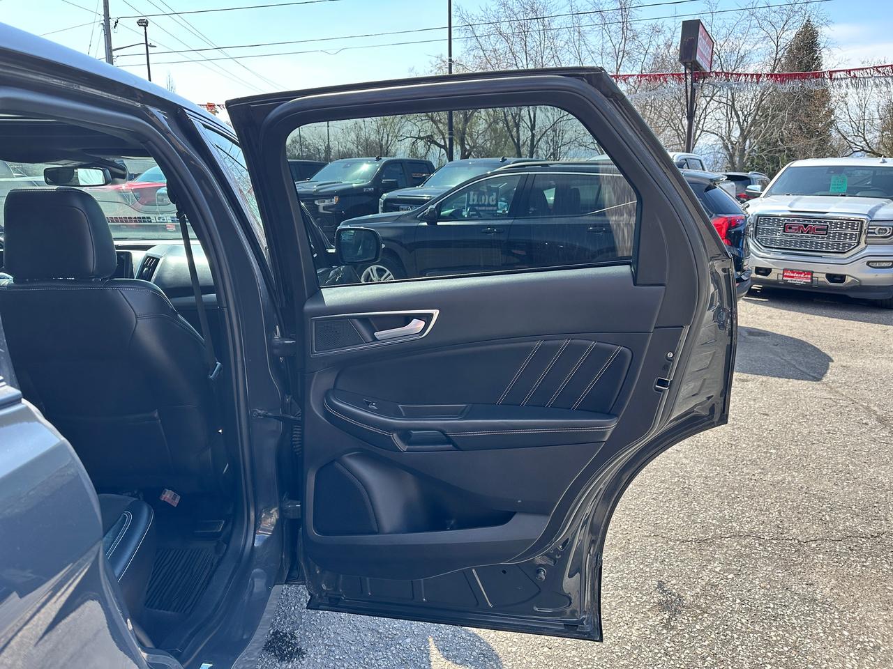 2021 Ford Edge ST AWD 2.7L V6 HTD/CLD-Leather Navigation PanoRoof Photo