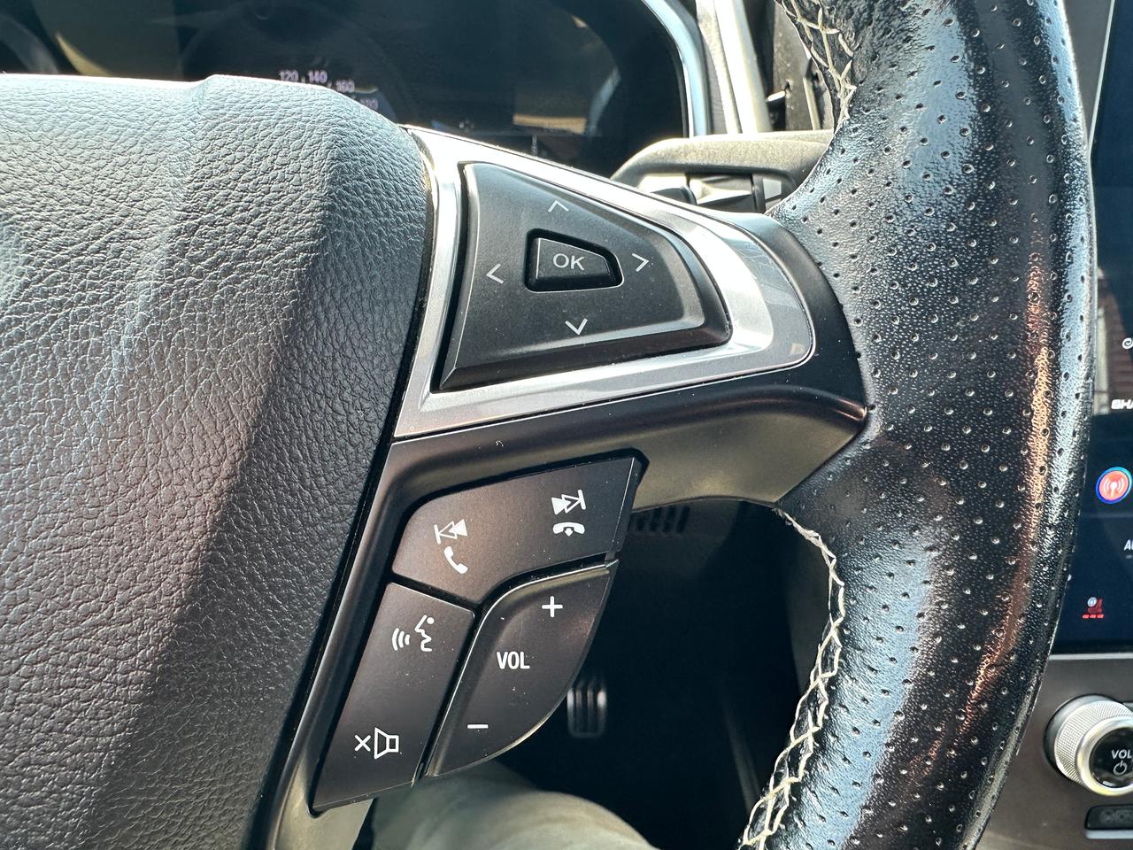 2021 Ford Edge ST AWD 2.7L V6 HTD/CLD-Leather Navigation PanoRoof Photo