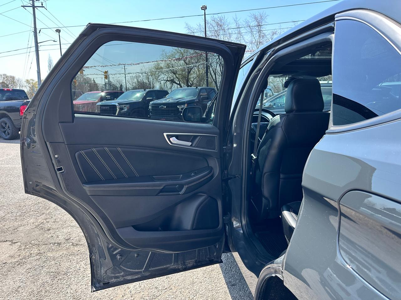 2021 Ford Edge ST AWD 2.7L V6 HTD/CLD-Leather Navigation PanoRoof Photo