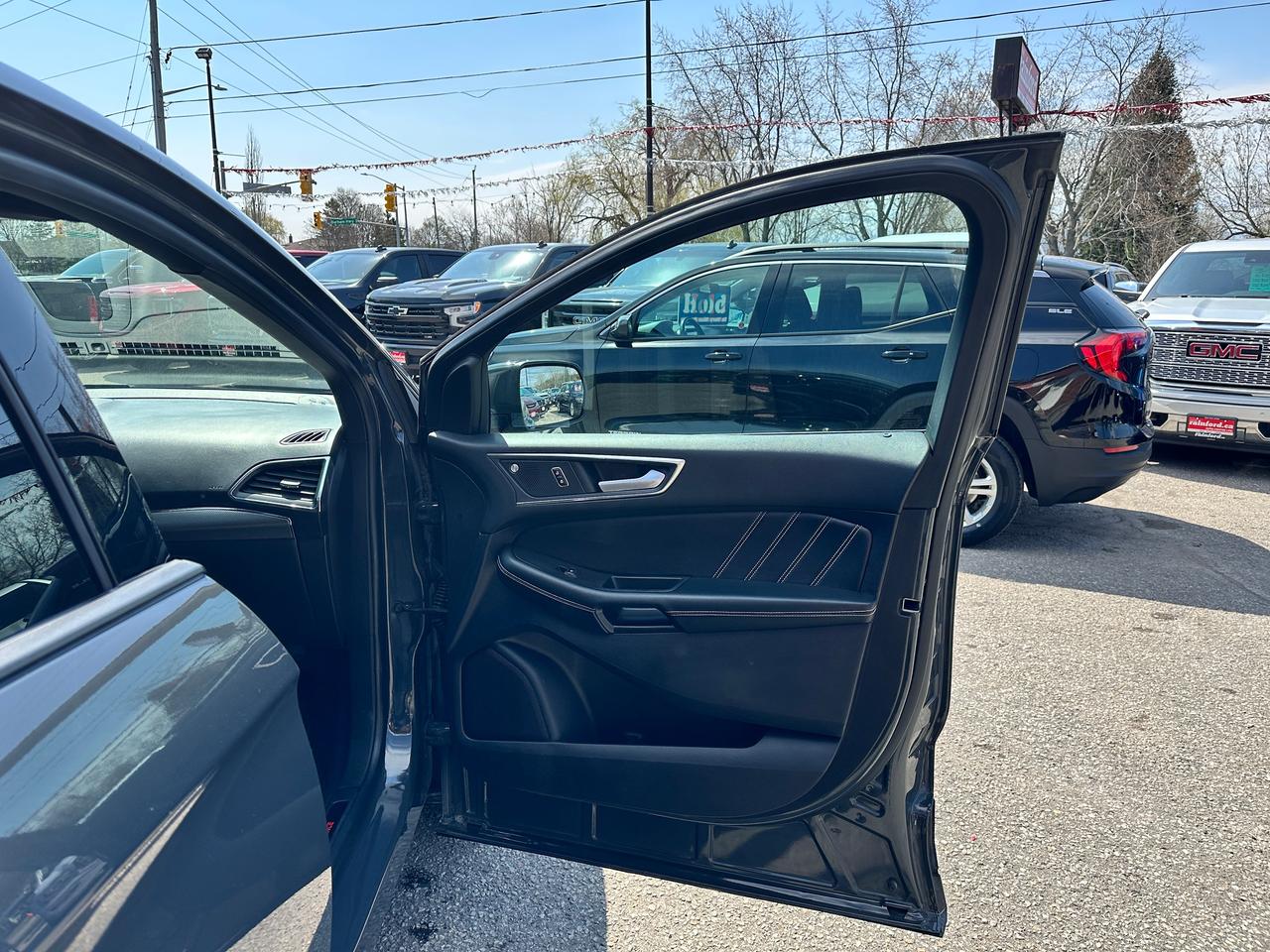 2021 Ford Edge ST AWD 2.7L V6 HTD/CLD-Leather Navigation PanoRoof Photo