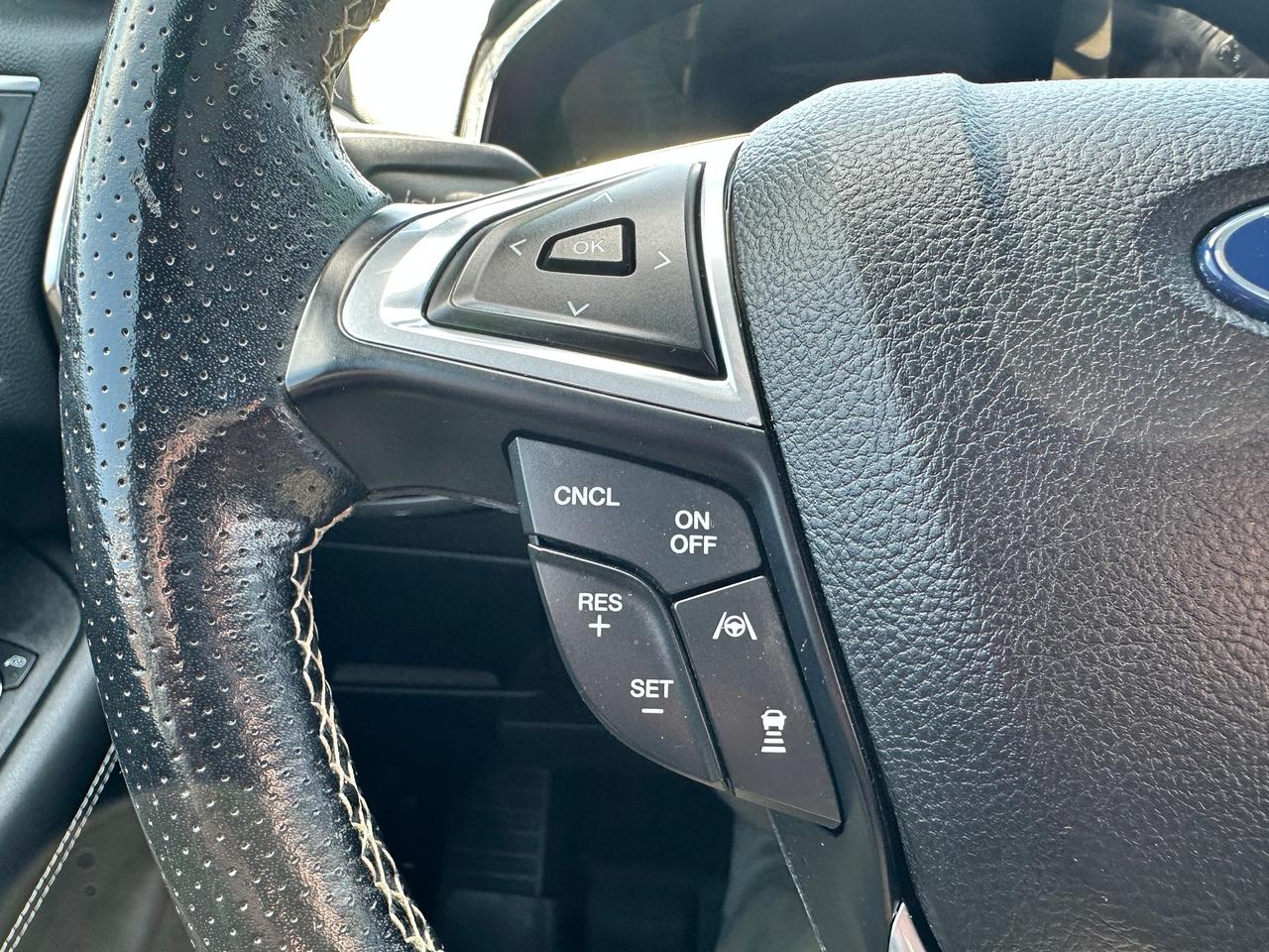 2021 Ford Edge ST AWD 2.7L V6 HTD/CLD-Leather Navigation PanoRoof Photo