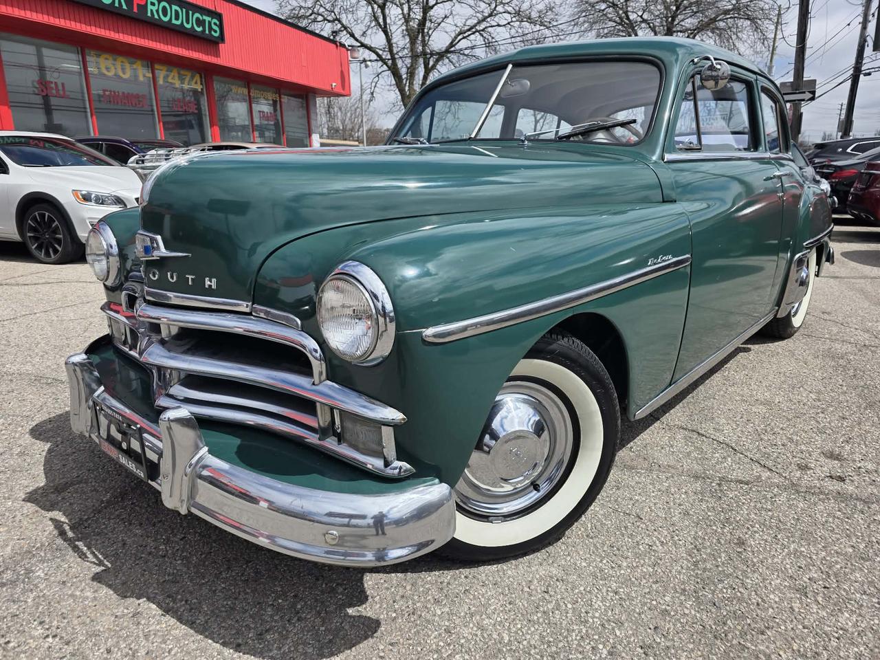 1950 Plymouth Deluxe 2 Door Photo2