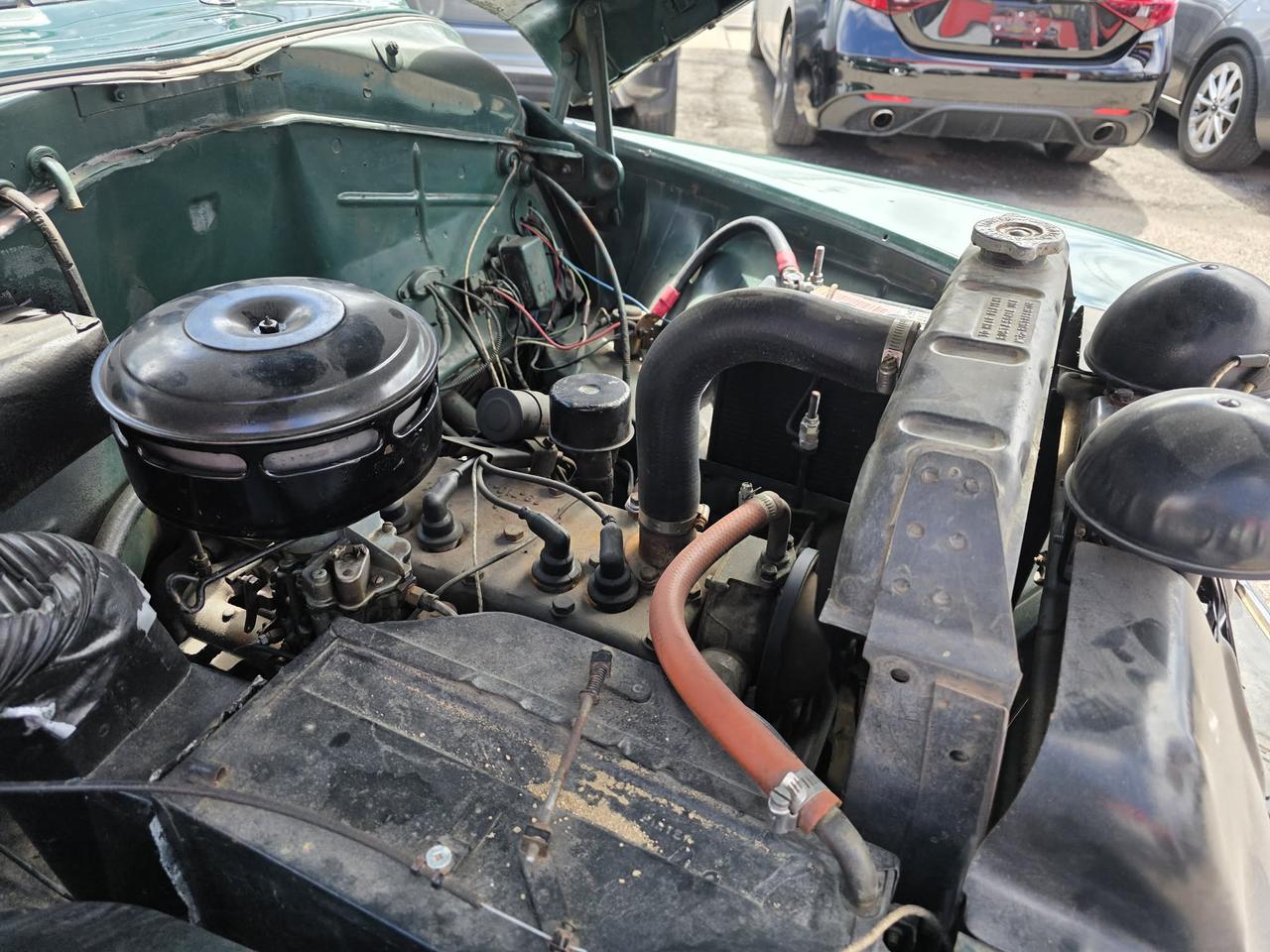 1950 Plymouth Deluxe 2 Door Photo