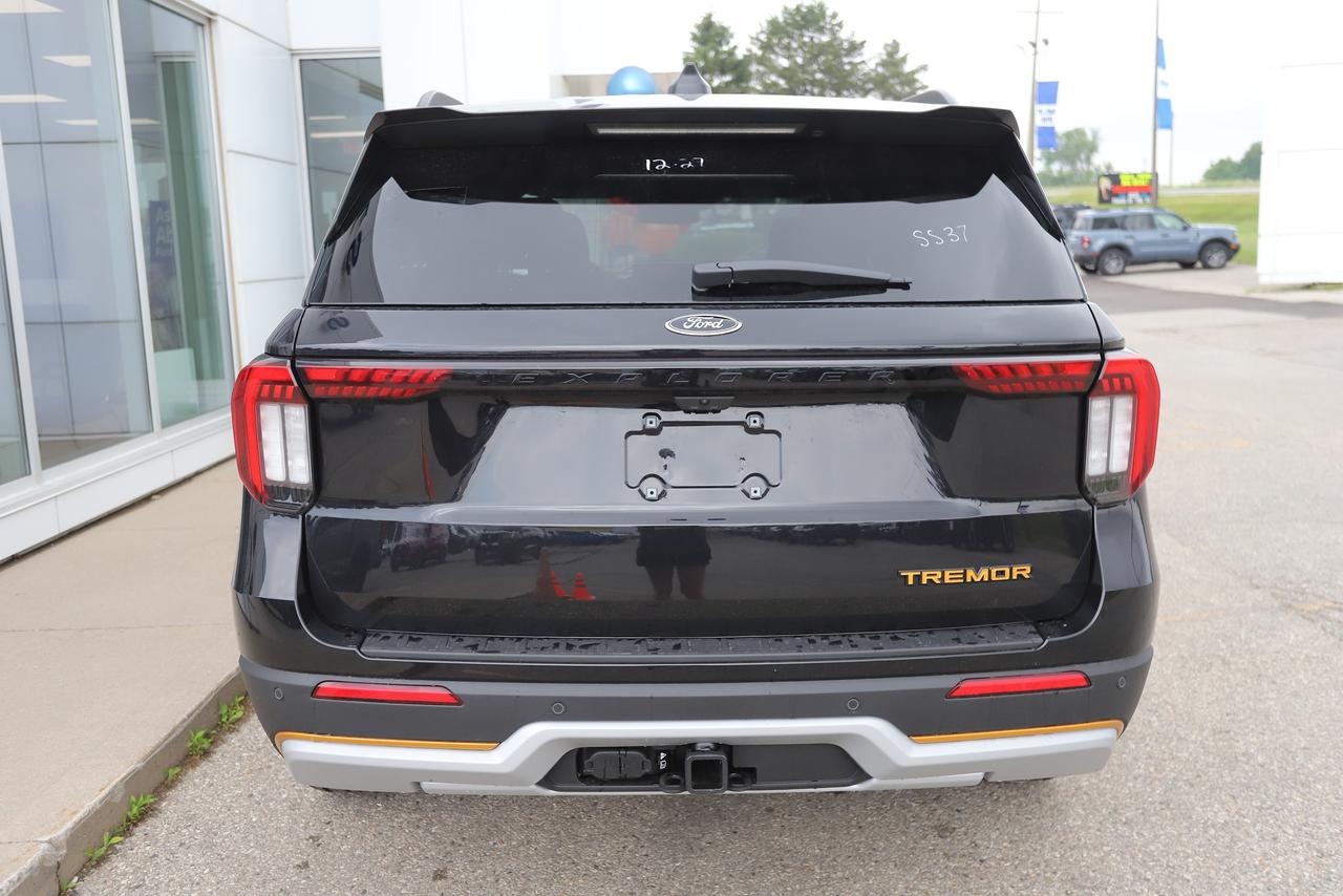 2026 Ford Explorer Tremor 4WD Photo