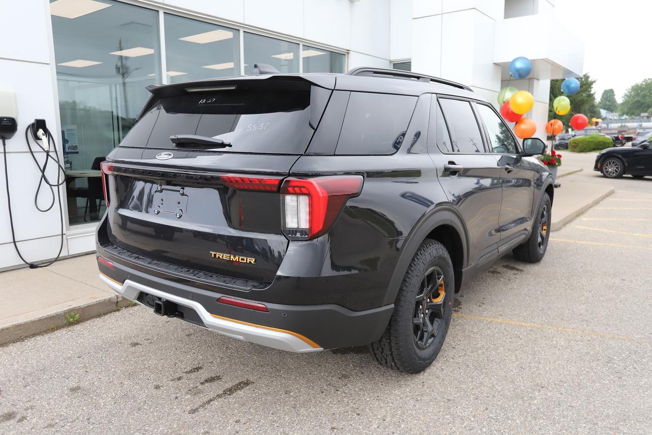 2026 Ford Explorer Tremor 4WD Photo