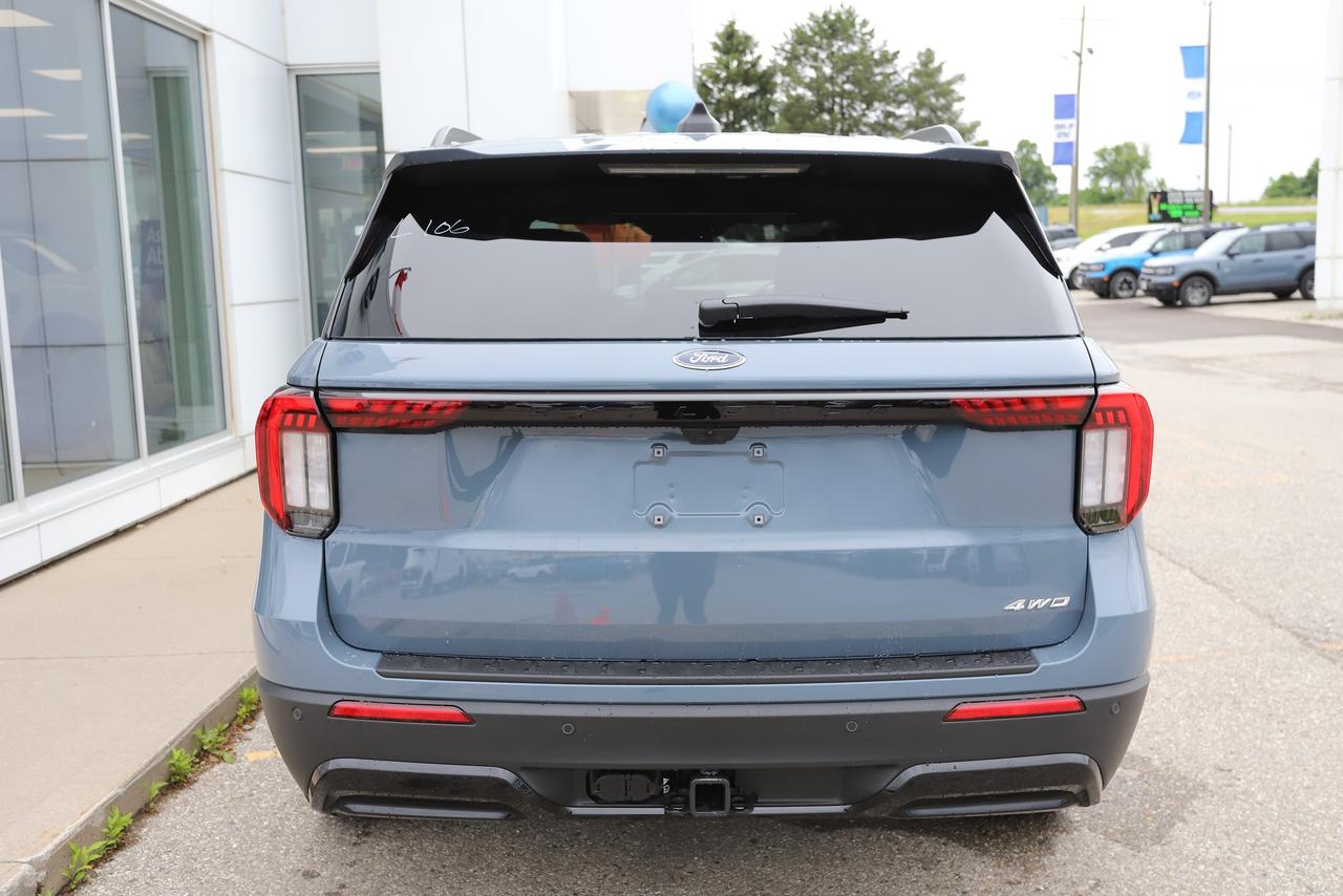 2026 Ford Explorer ST-Line 4WD Photo4
