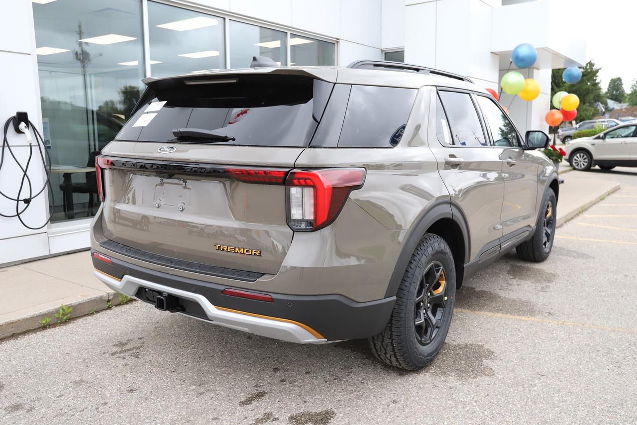 2026 Ford Explorer Tremor 4WD Photo3