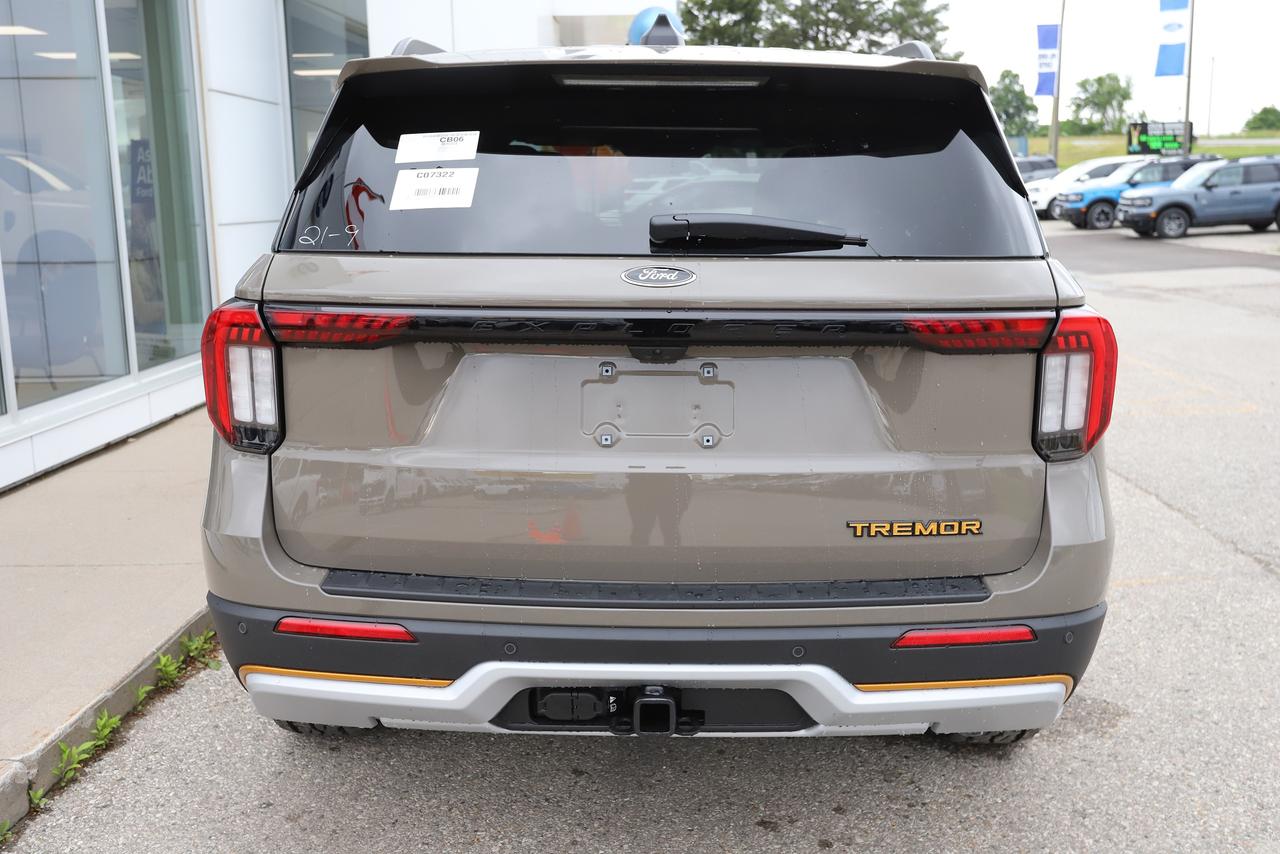 2026 Ford Explorer Tremor 4WD Photo4