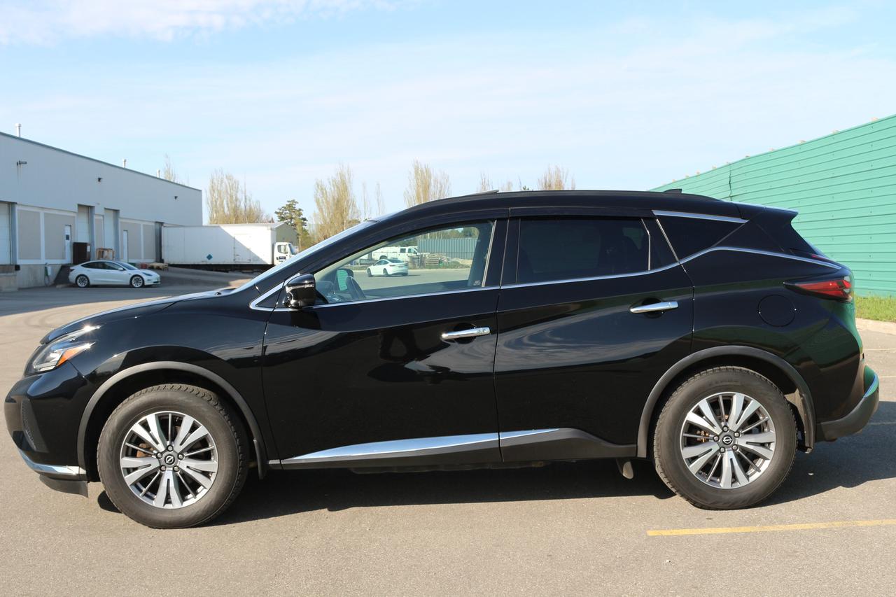 2023 Nissan Murano SV Photo3