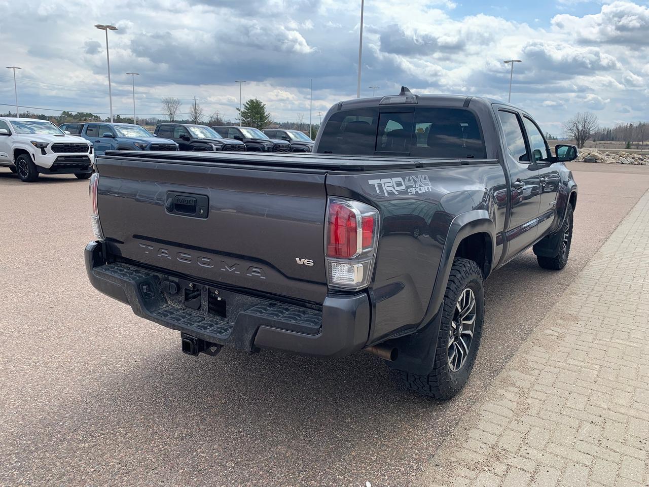 2022 Toyota Tacoma Base Photo4