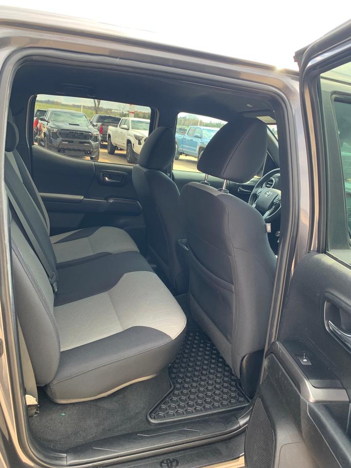 2022 Toyota Tacoma Base Photo