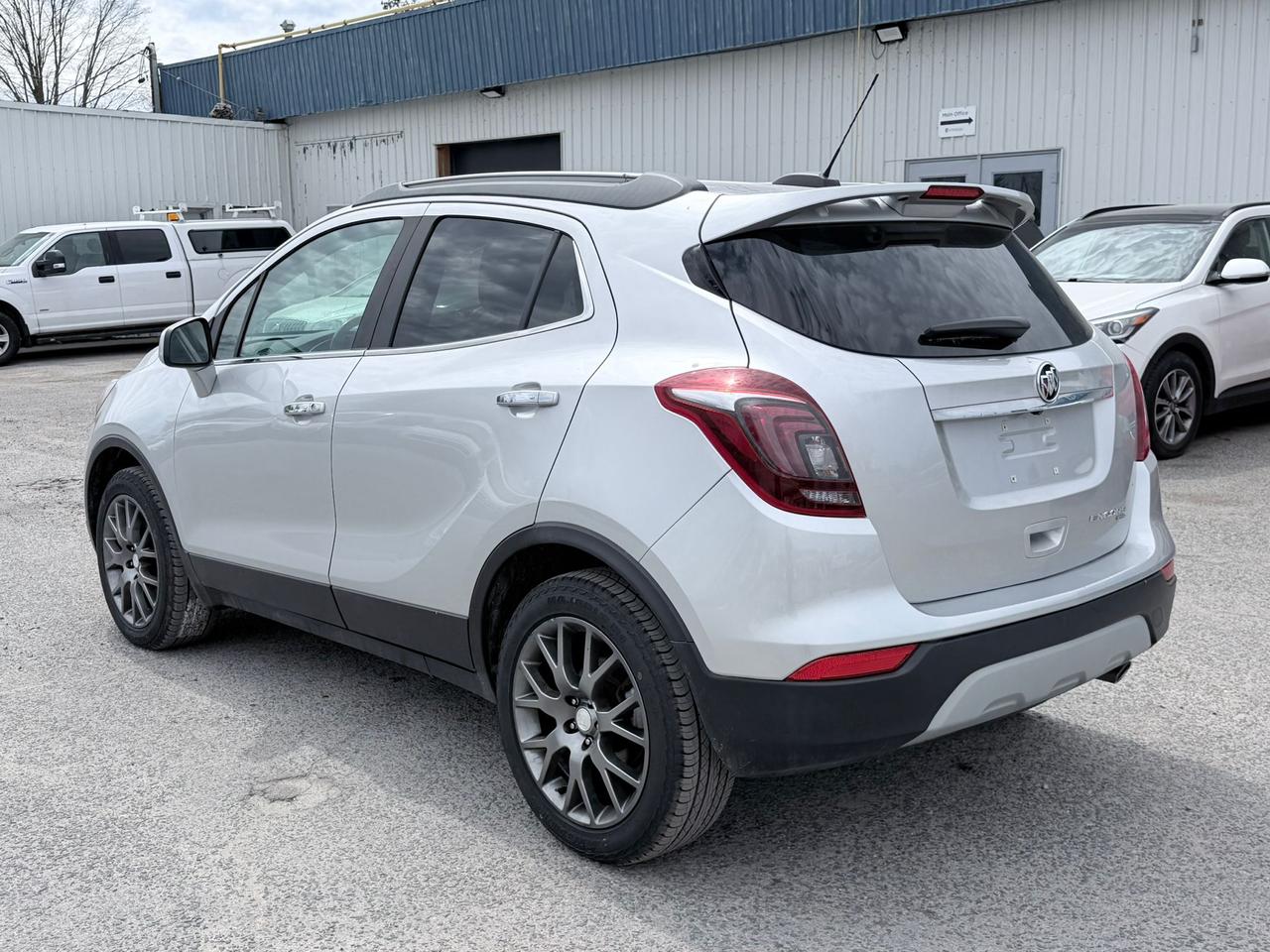 2020 Buick Encore Sport Touring Photo