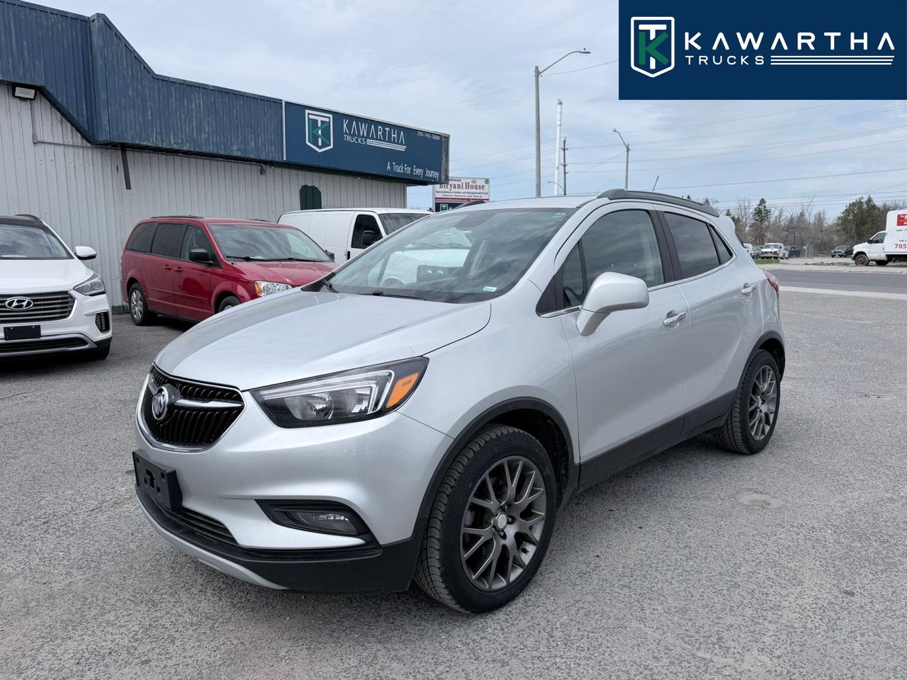 2020 Buick Encore Sport Touring Photo0