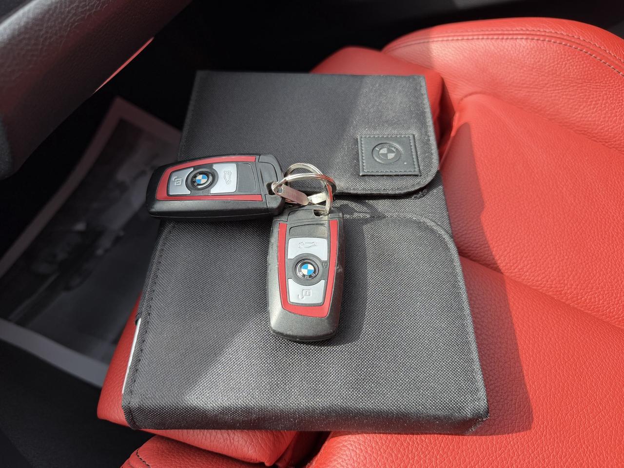2018 BMW 3 Series 330i xDrive Photo