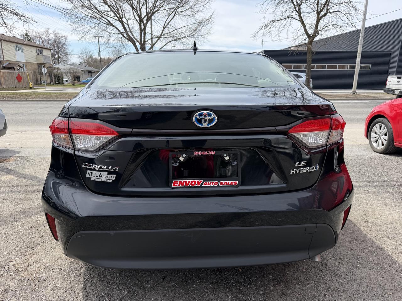 2024 Toyota Corolla LE Hybrid AWD Photo4