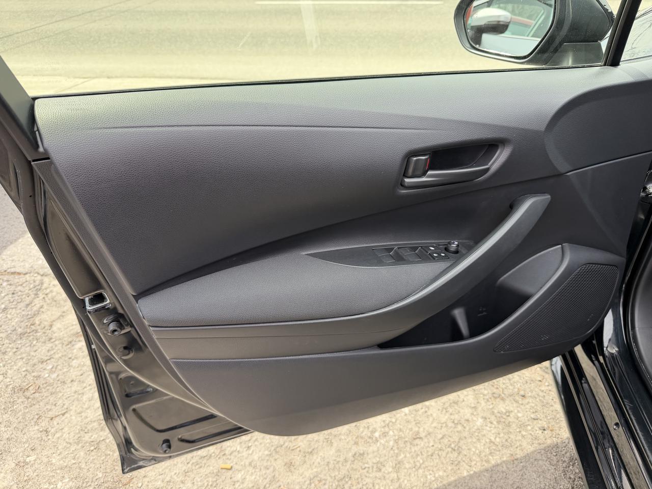 2024 Toyota Corolla LE Hybrid AWD Photo