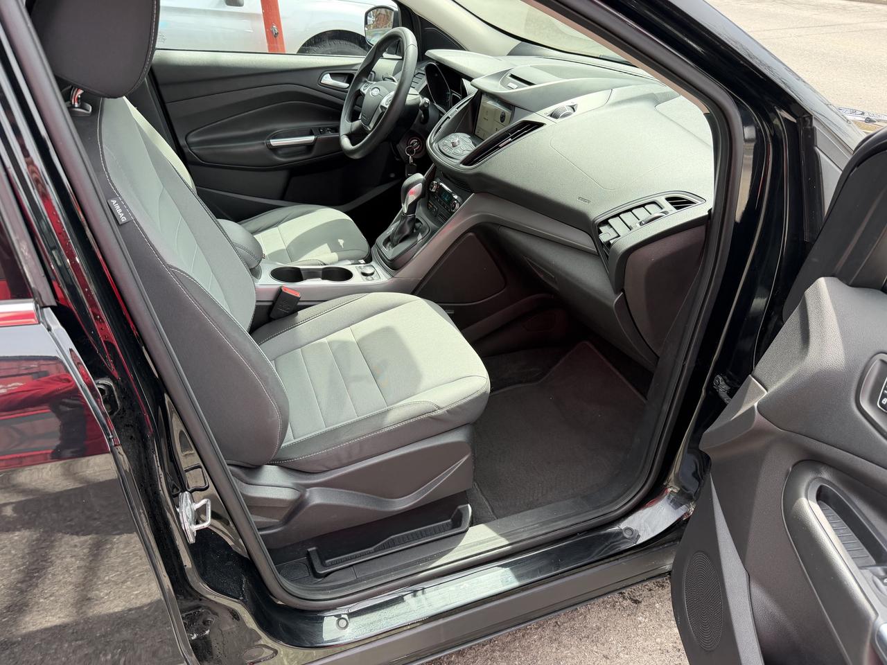 2016 Ford Escape SE 4WD Photo