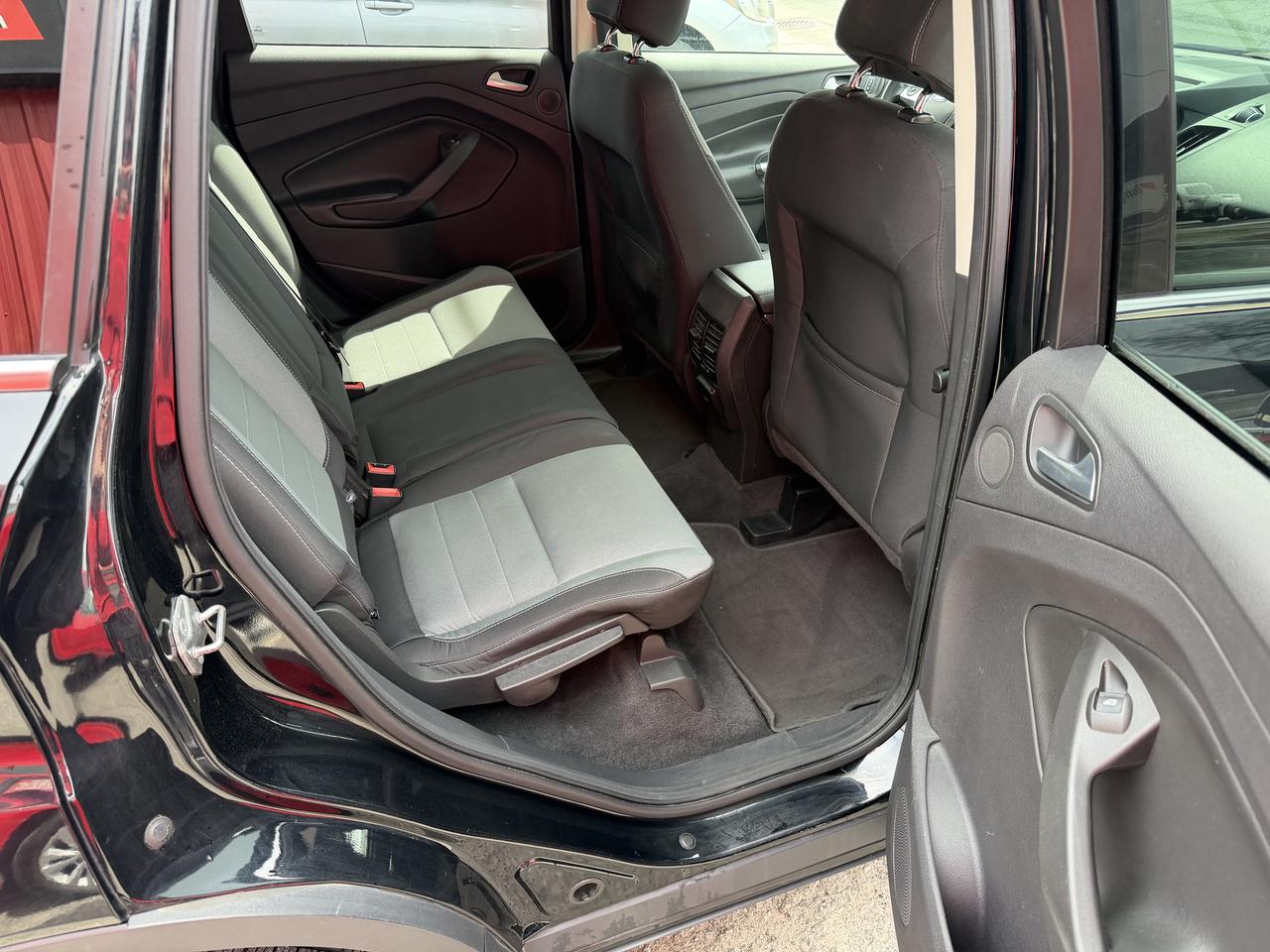 2016 Ford Escape SE 4WD Photo