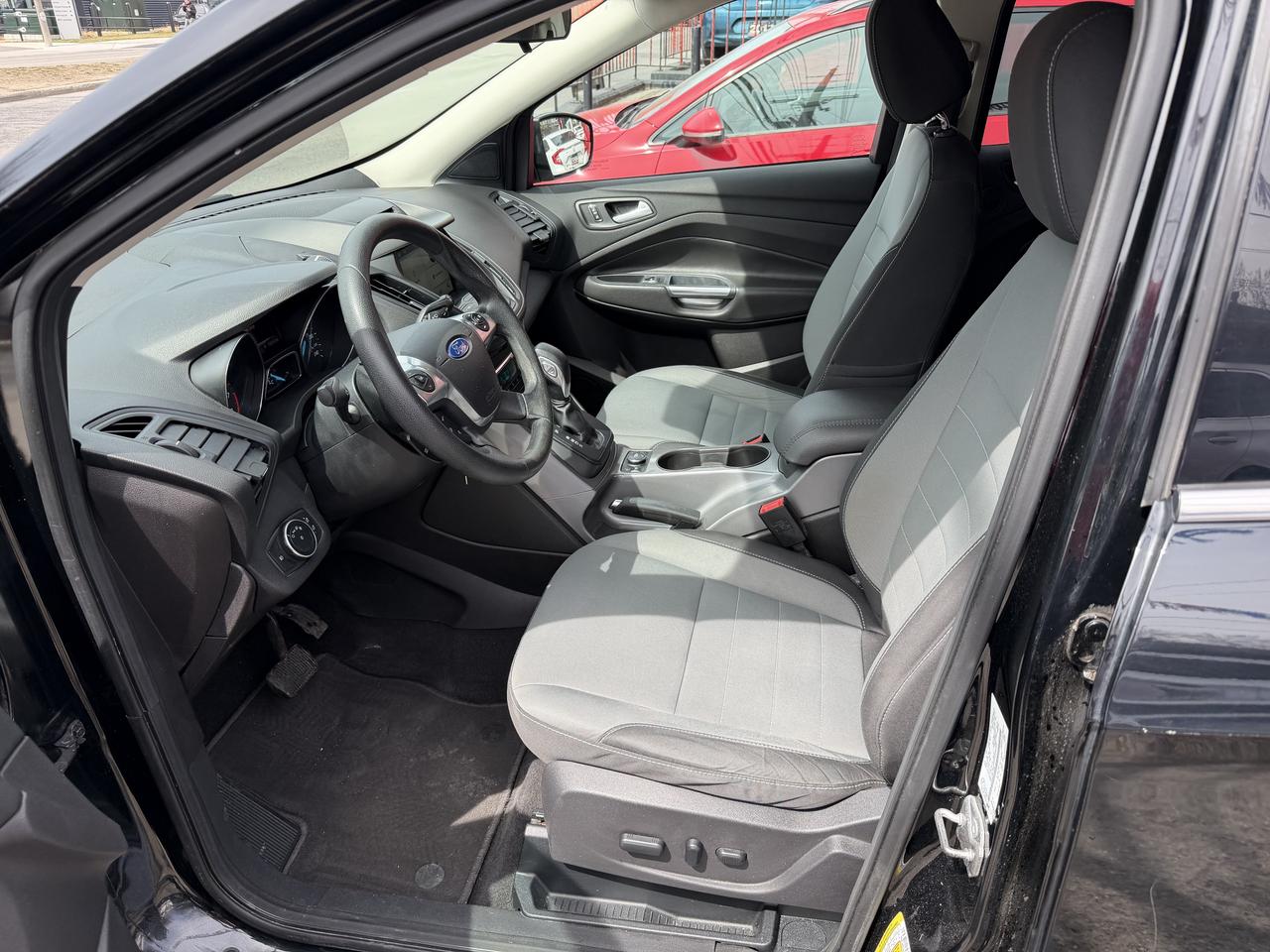 2016 Ford Escape SE 4WD Photo