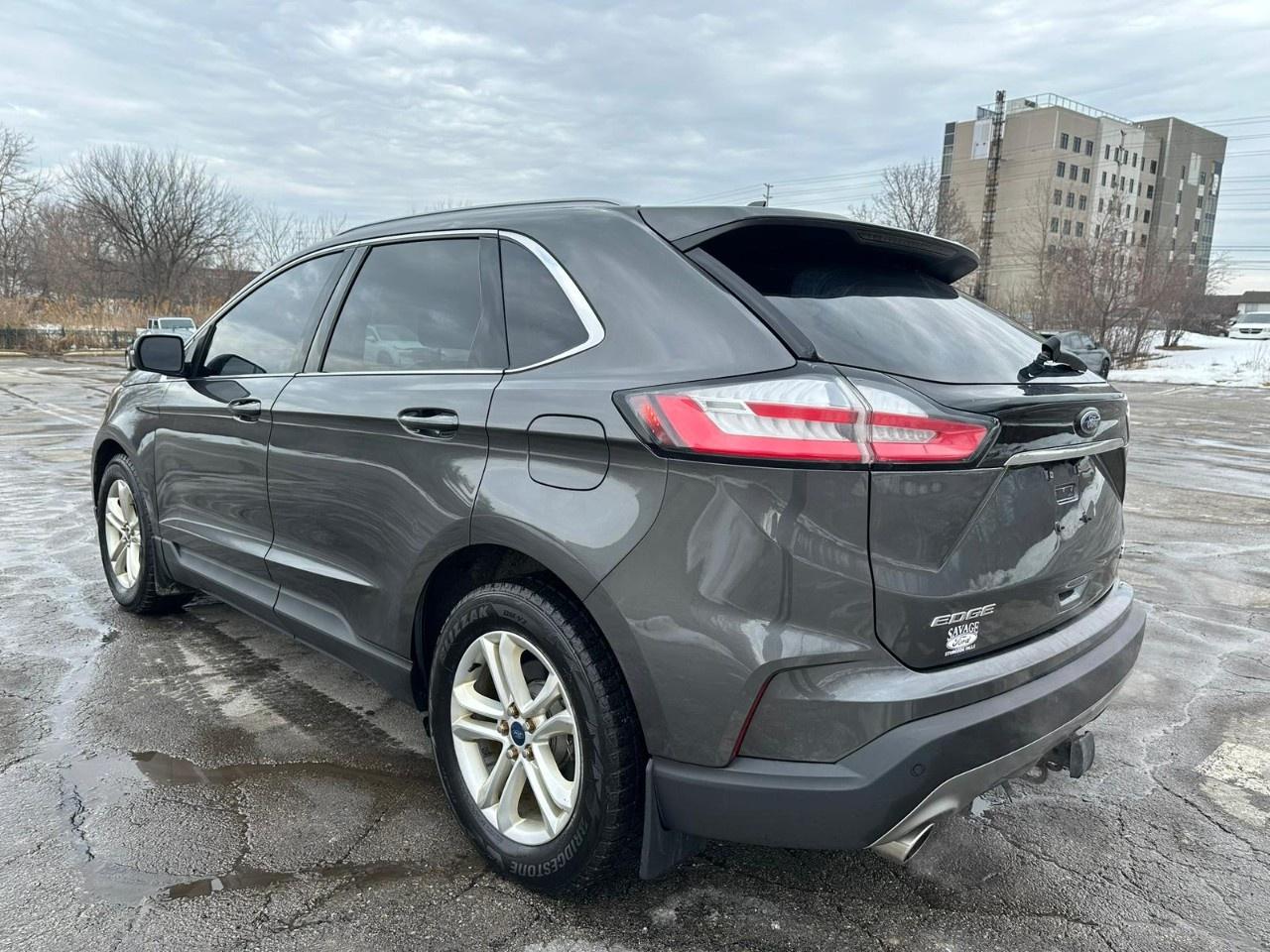 2020 Ford Edge SEL AWD Photo