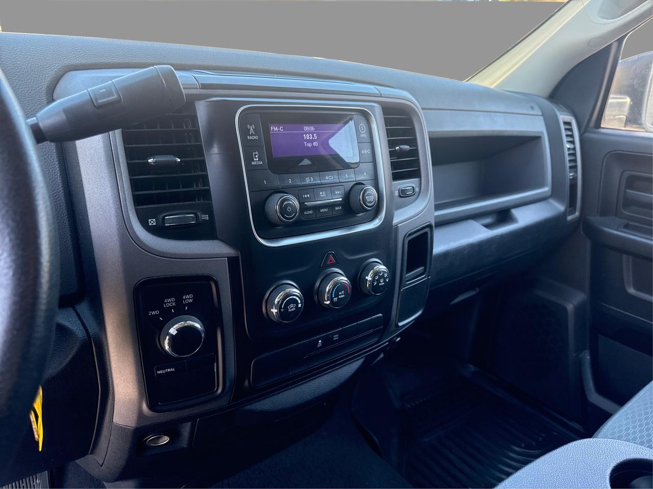 2014 RAM 1500 TRADESMAN Photo