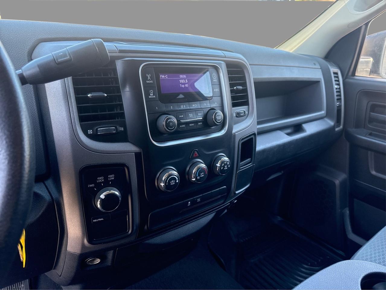 2014 RAM 1500 TRADESMAN Photo