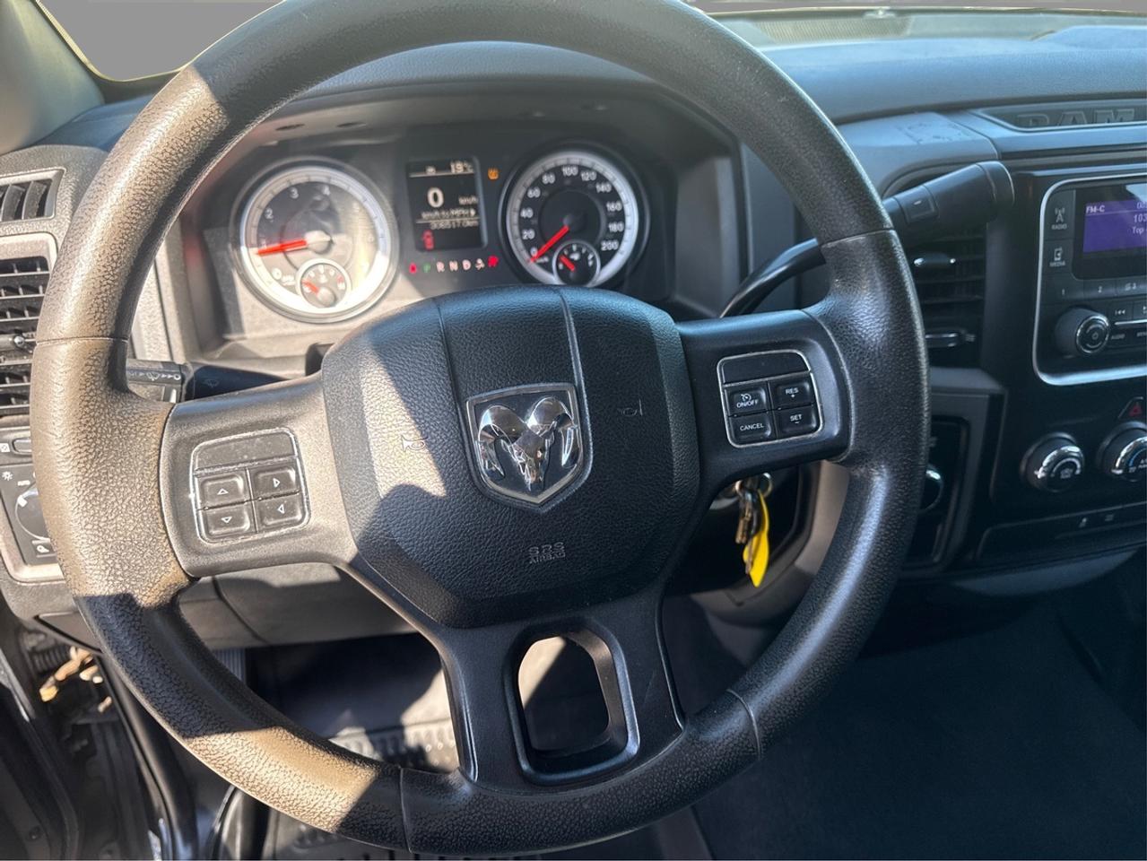 2014 RAM 1500 TRADESMAN Photo
