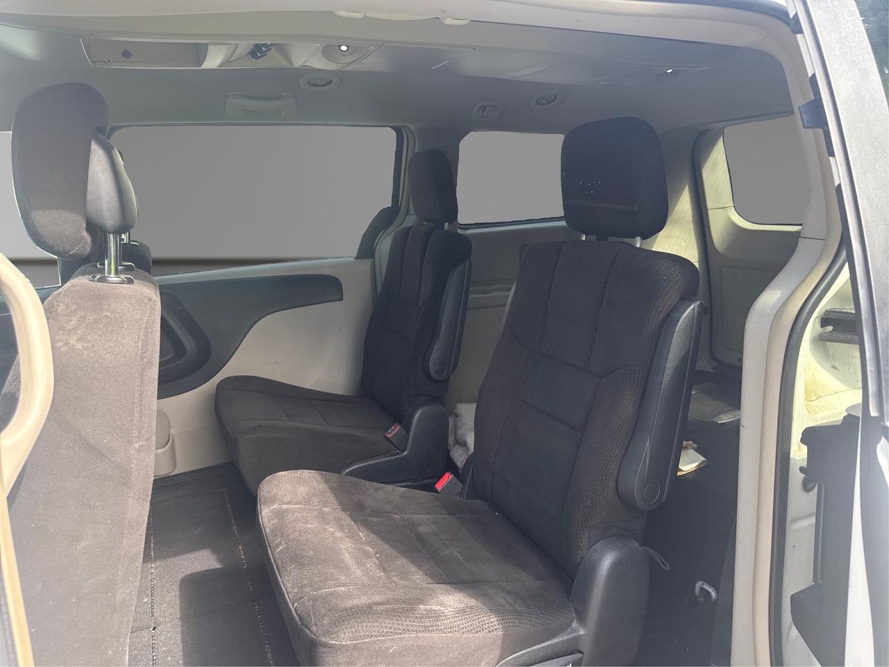 2012 Chrysler Town & Country TOURING Photo