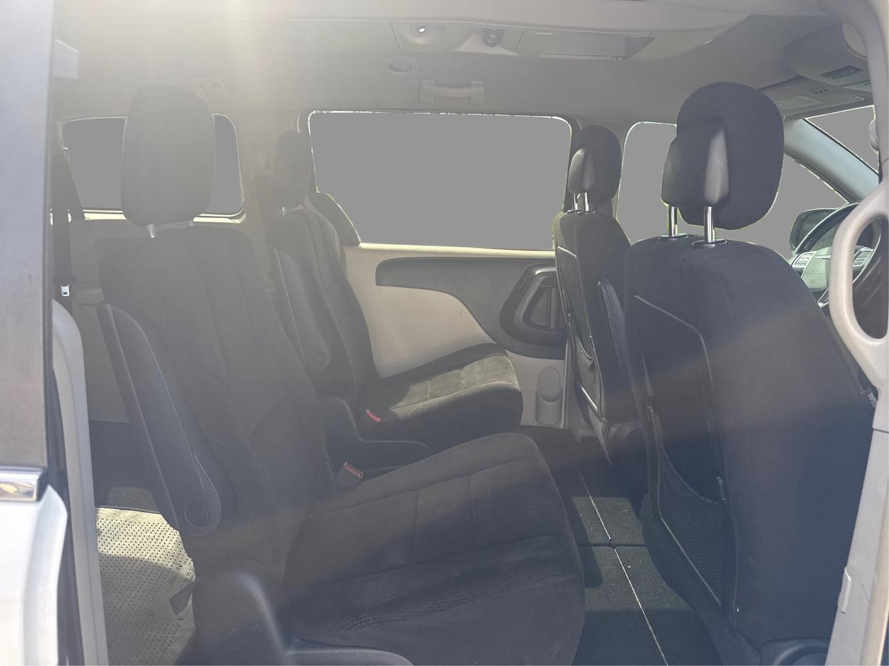 2012 Chrysler Town & Country TOURING Photo