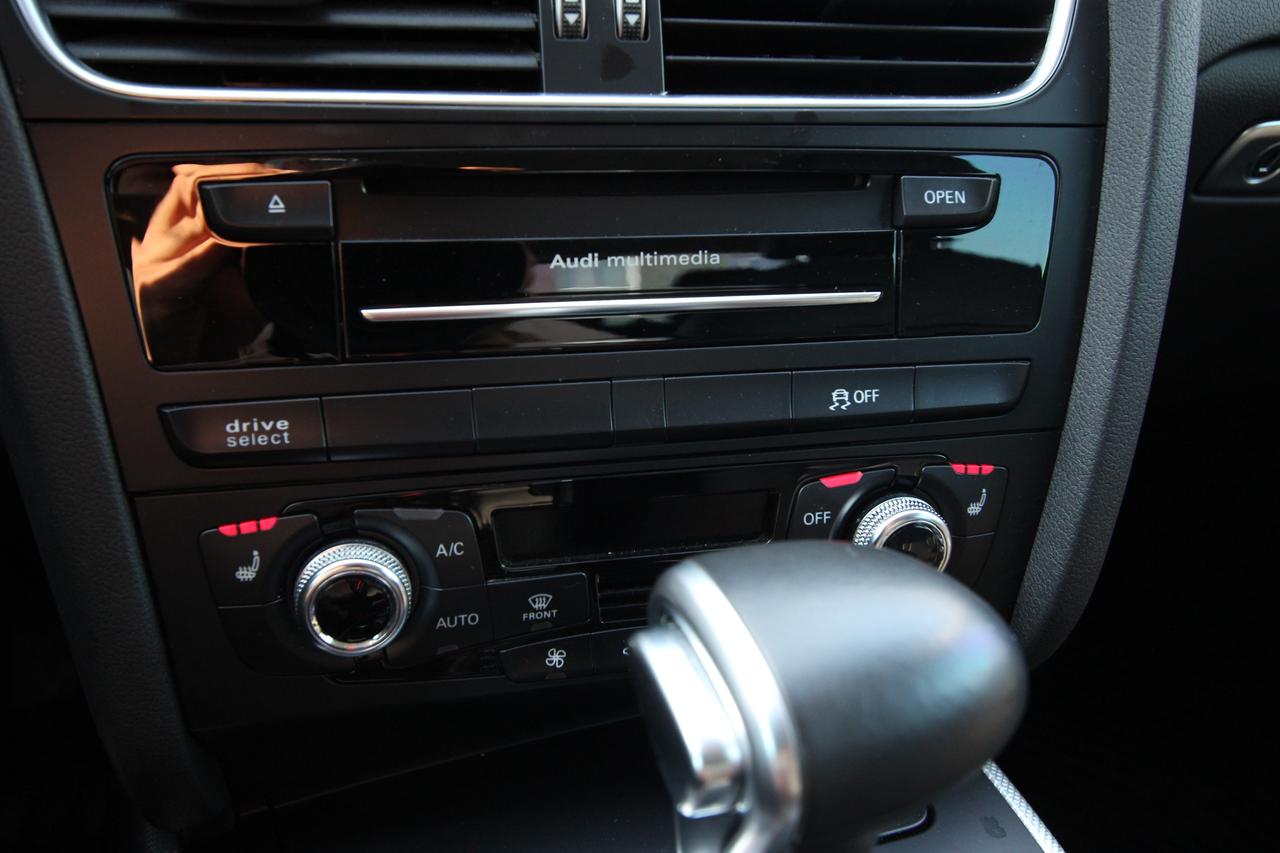 2015 Audi A4 PREMIUM PLUS NO ACCIDENTS Photo