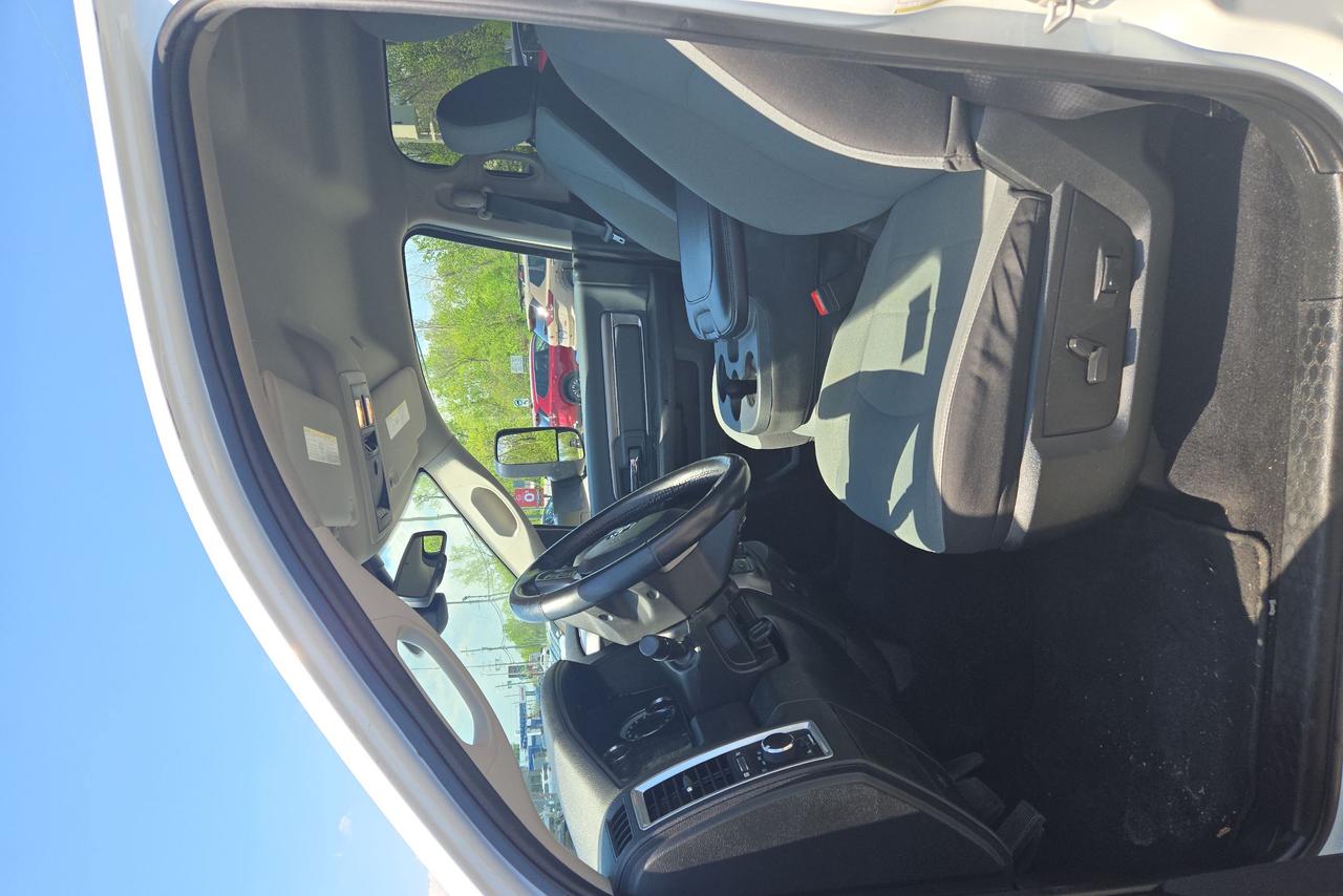 2022 RAM 1500 SLT Photo