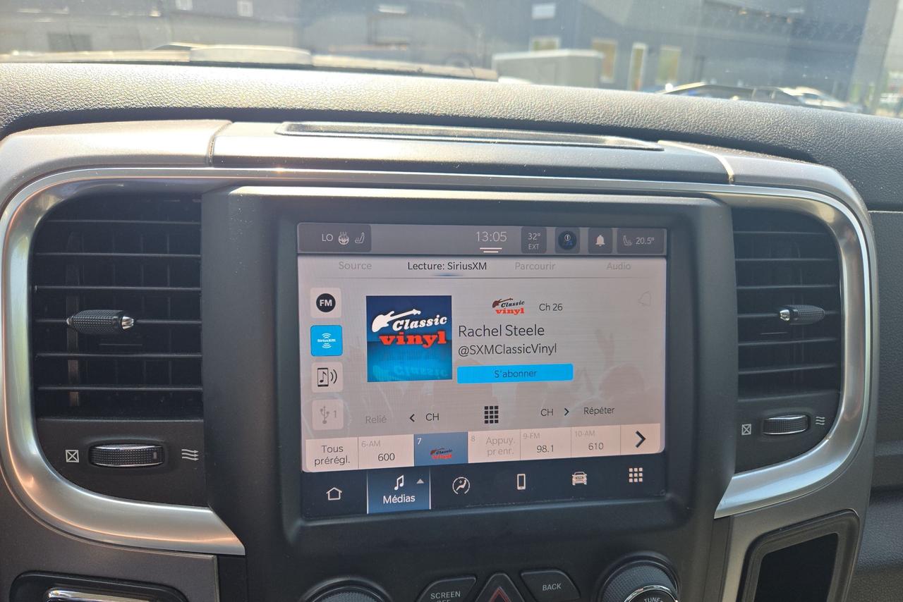 2022 RAM 1500 SLT Photo