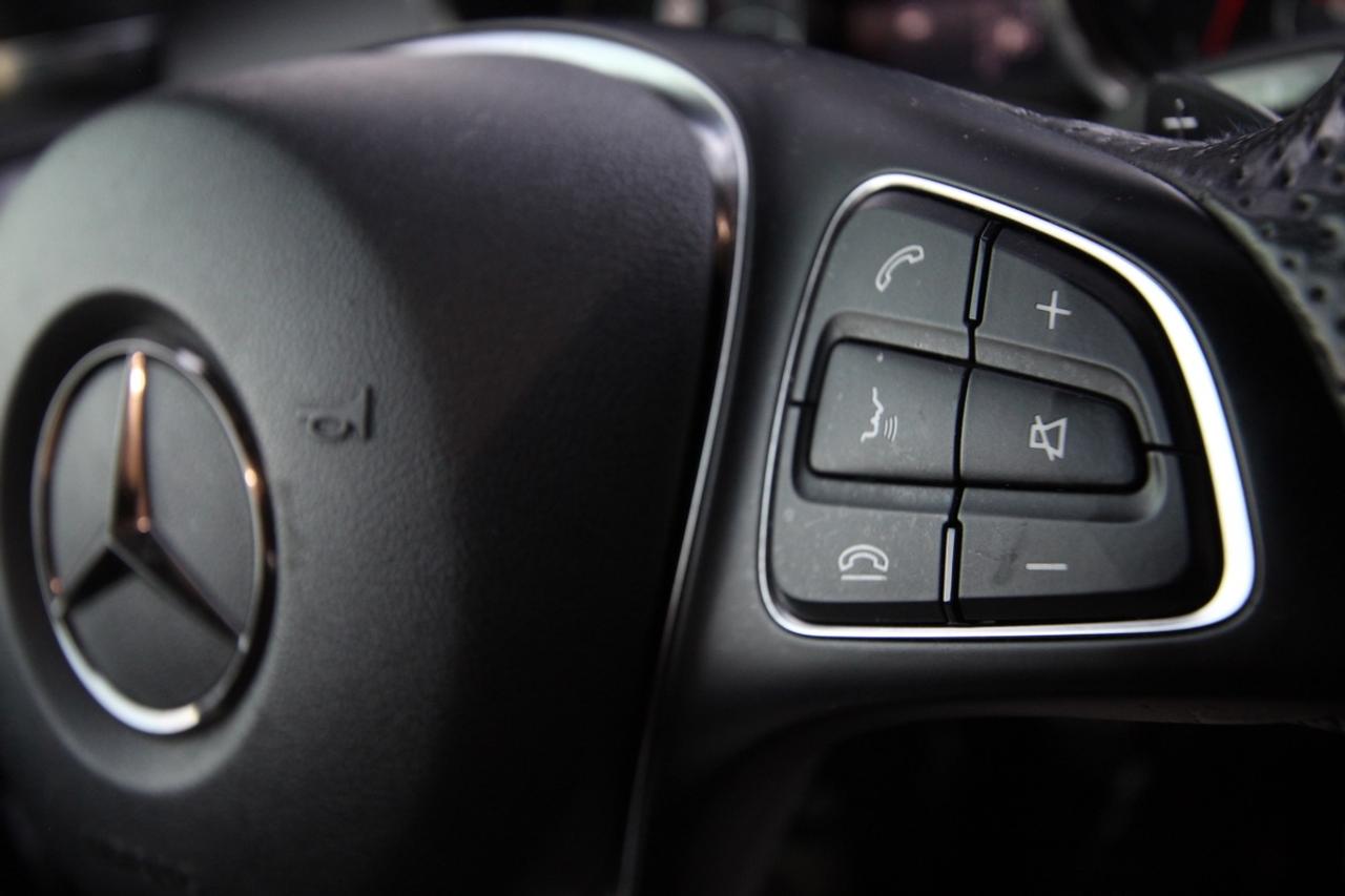 2018 Mercedes-Benz GLE-Class GLE400 - 4MATIC ACCIDENT FREE Photo