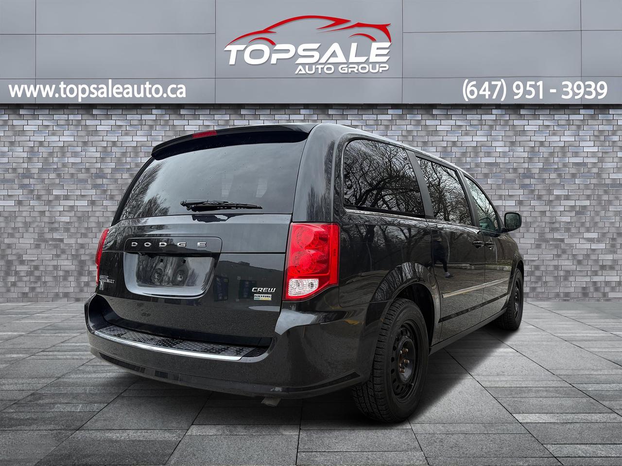 2013 Dodge Grand Caravan Crew Photo3