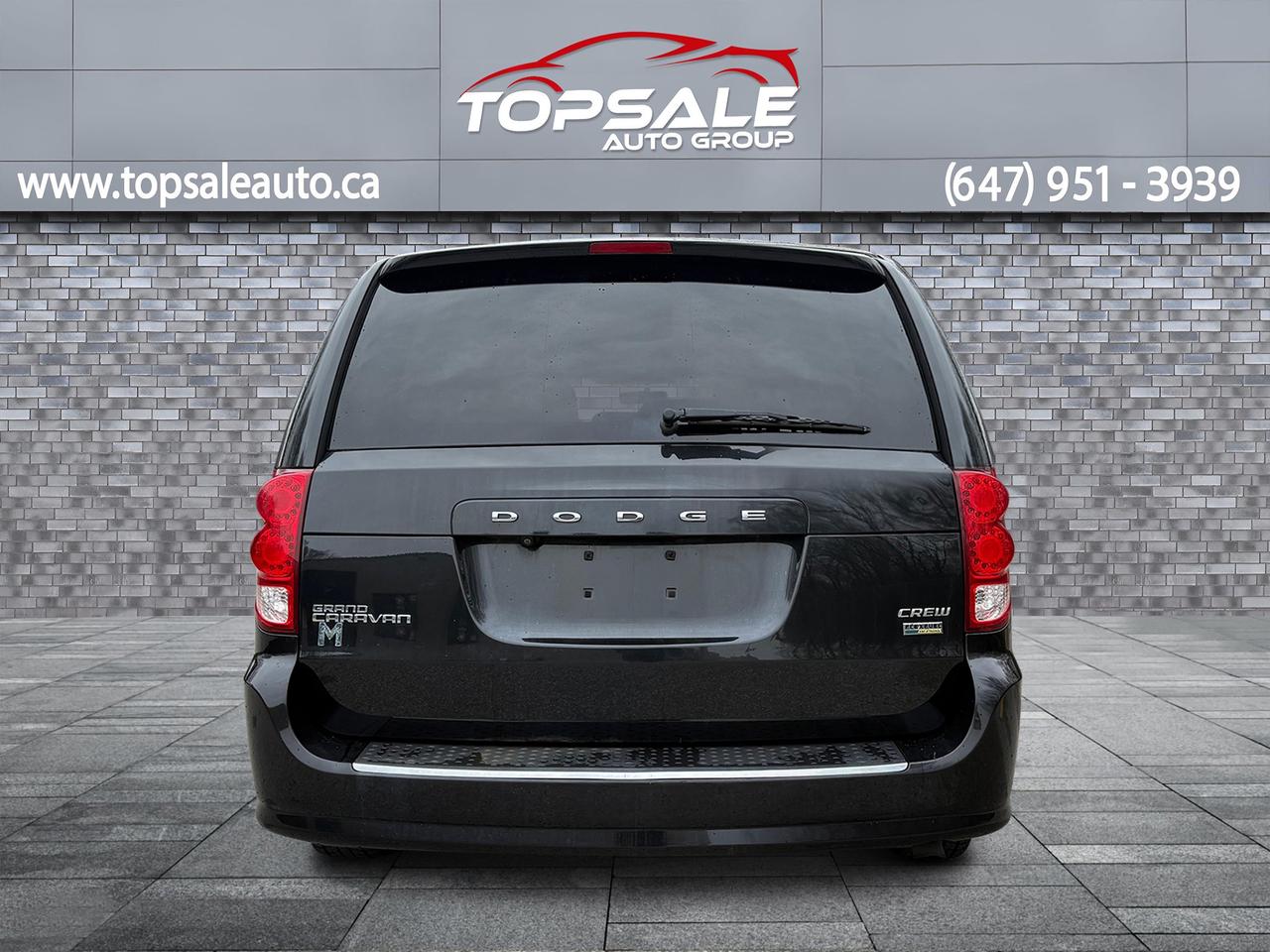 2013 Dodge Grand Caravan Crew Photo2