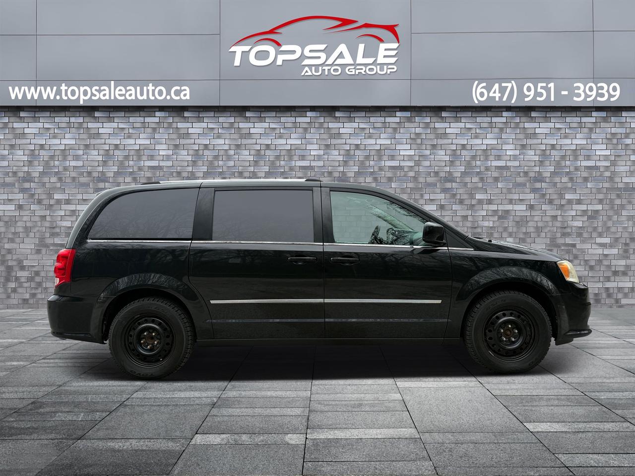 2013 Dodge Grand Caravan Crew Photo4